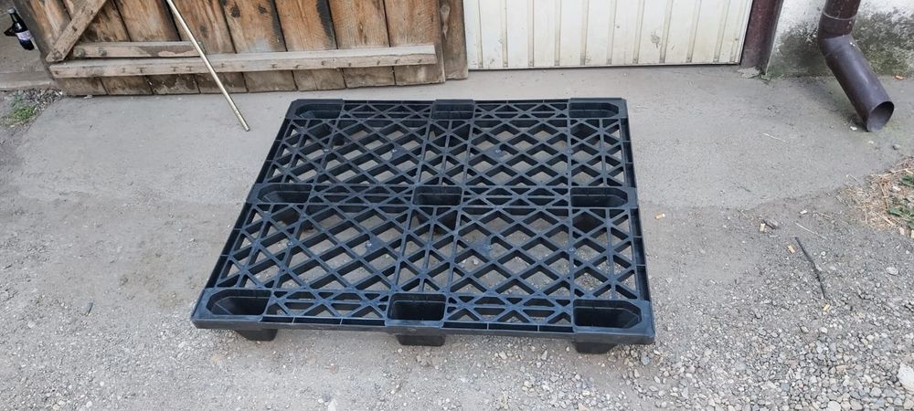 Vind paleti de plastic