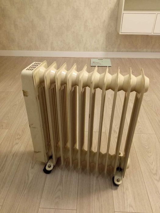 Продам обогреватель 2 шт.(масляный и обдув)