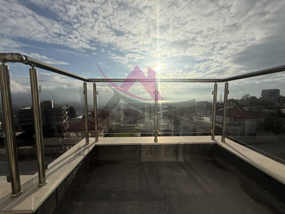 Дава се под наем Двустаен апартамент в Варна, Изгрев - 59 кв.м за 511 € - Снимка #4