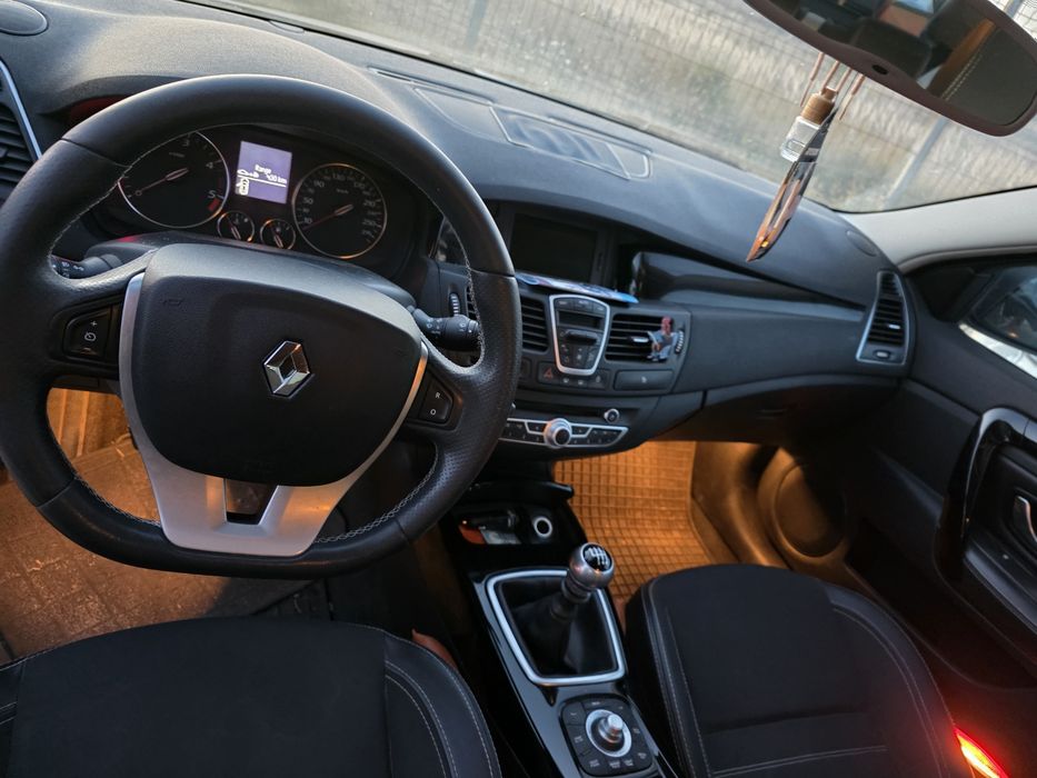 Renault Laguna 3 Facelift (2011)