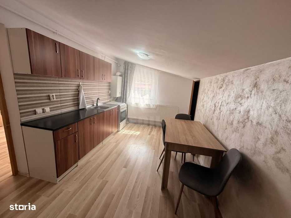 Apartament 2 camere semidecomandat zona Eroilor — fotografia 1