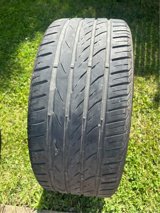 Set 4 anvelope Matador de vară 235/40 R 18.