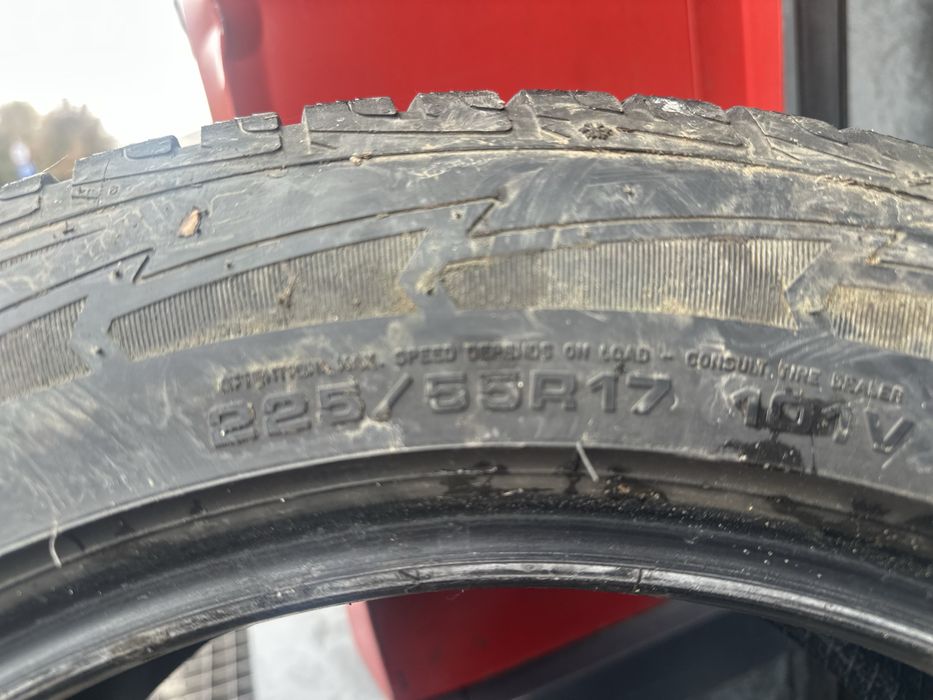 225 55 17 goodyear runflat iarna anvelope impecabile