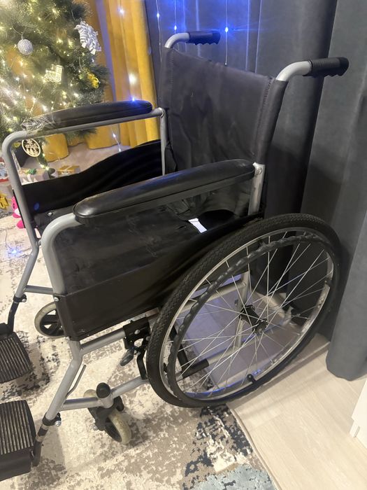 Инвалидная коляска
