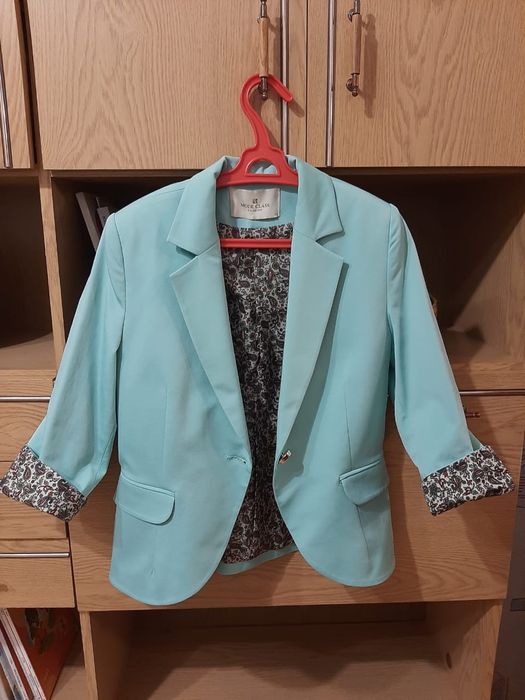 Пиджак женский 38 (М)
