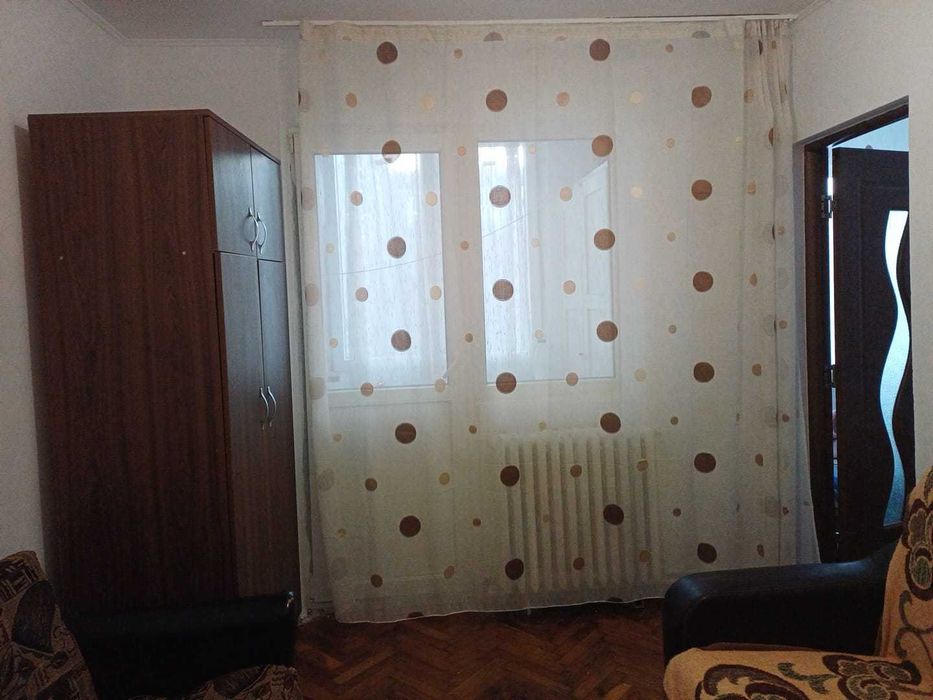 Inchiriez apartament 2 camere, persoana fizica