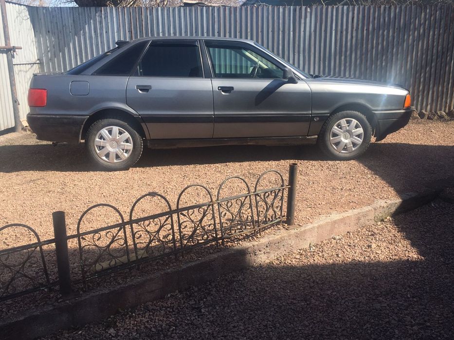 Ауди 80 в отличном состоянии