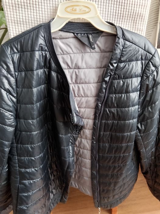 Куртка женская 10000. Размер 52.