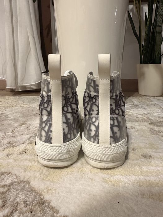Vând Dior Converse, mărimea 43
