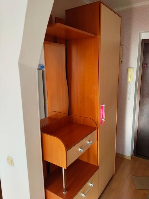 Шкаф для прихожей