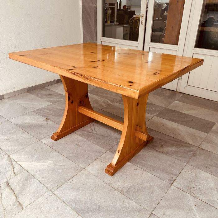 Италианска масивна трапезна маса от естествено дърво – Италия