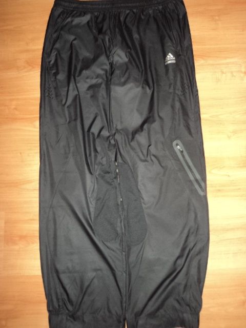 Долнищa Adidas