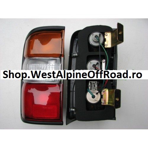 Lampa spate stop semnalizare NISSAN PATROL Y61 (1998-2004)