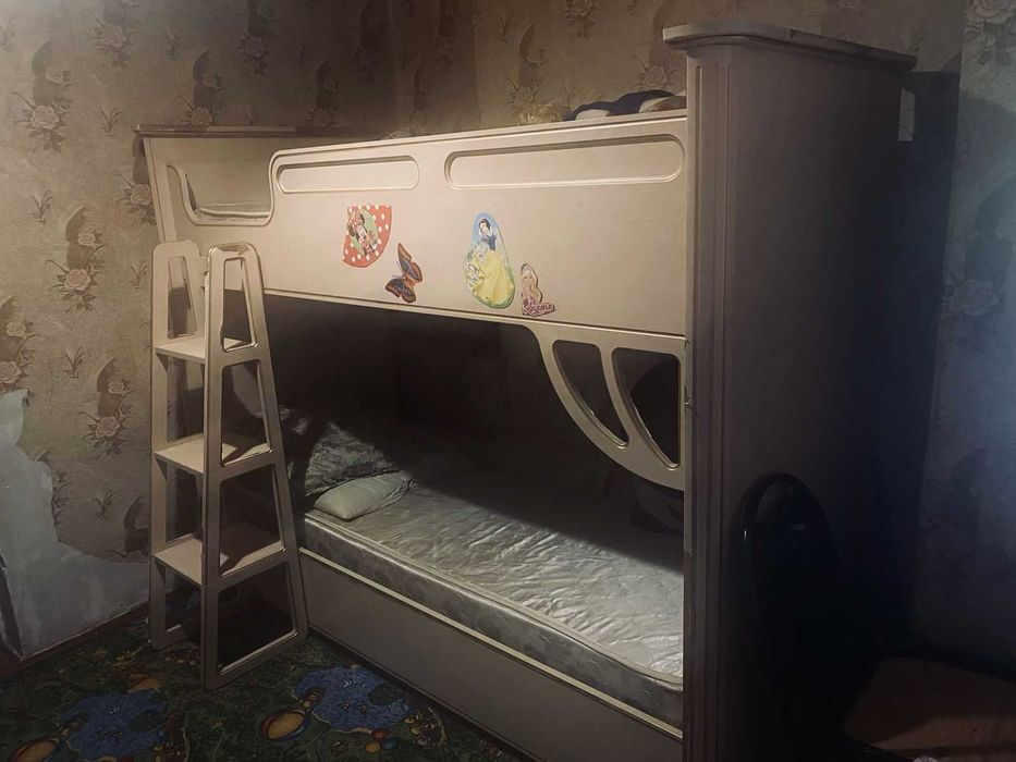 Детская подростковая кровать! Срочно!