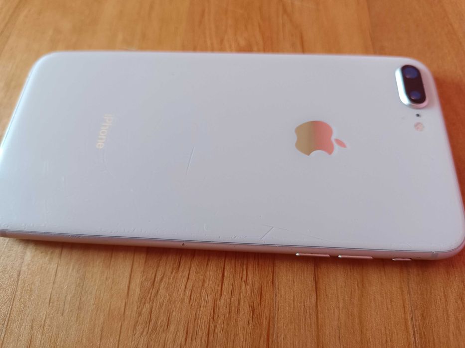 iPhone 8 plus 64
