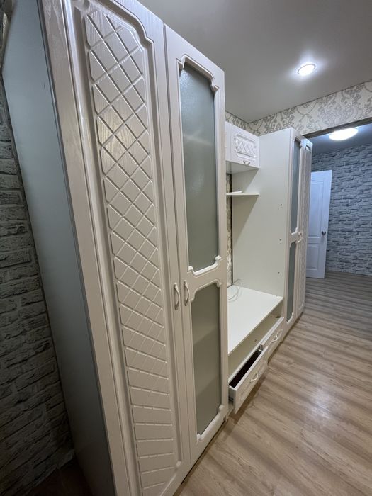 Стенка шкаф в гостиную