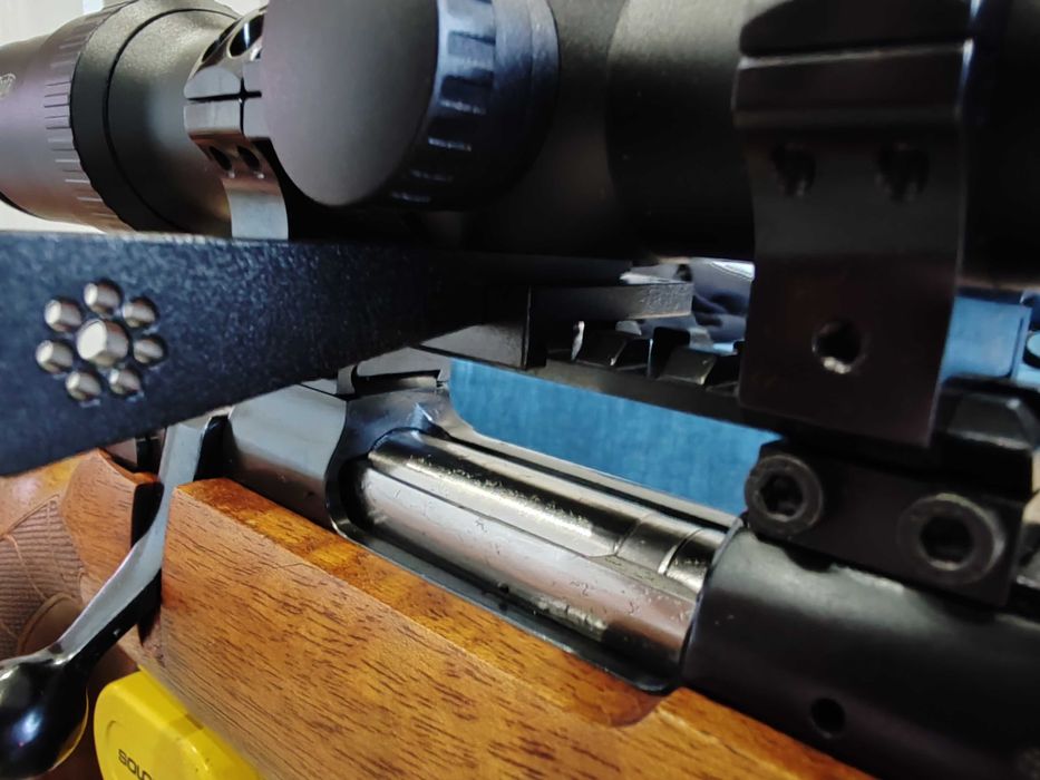 Станок / стойка за прострелка