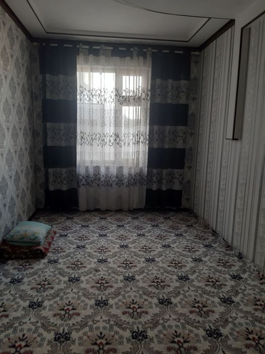 11поликеленика квартира 2этаж 2хоналик иж берилади