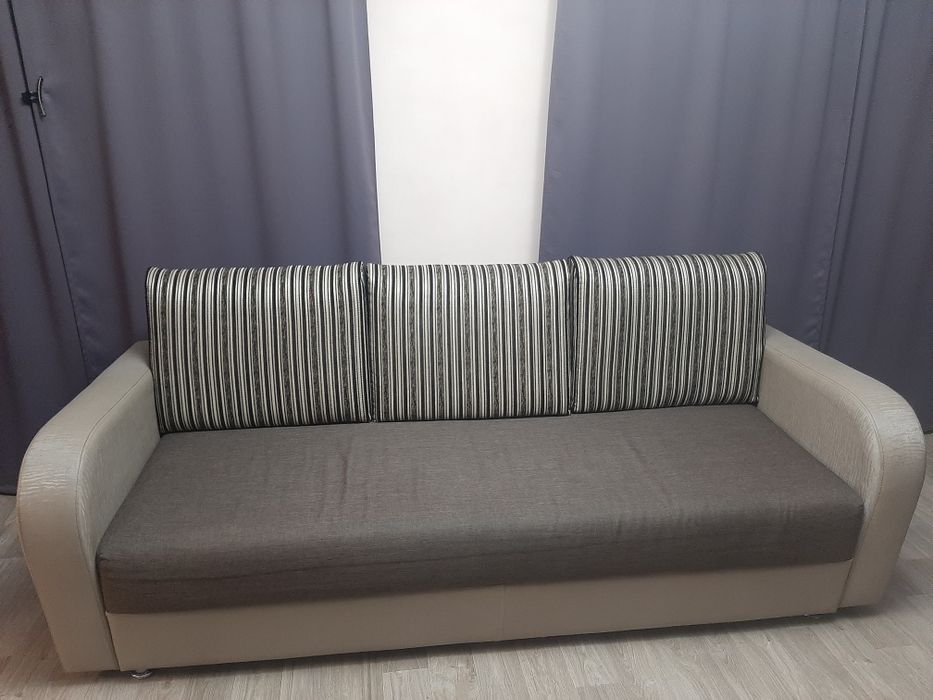 Продам диван в отличном состоянии