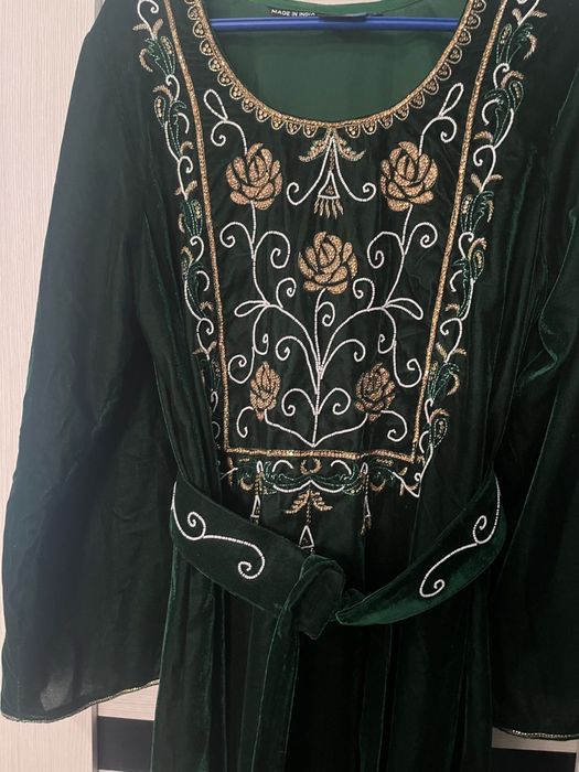 Абайя и мусульманское бархатное платье