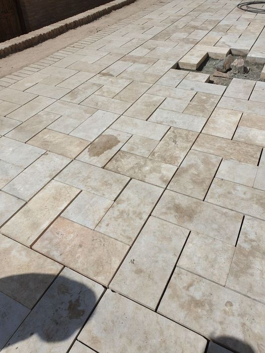 Izvestnyak korka granit Miramir tabiiy toshlari sotiladi