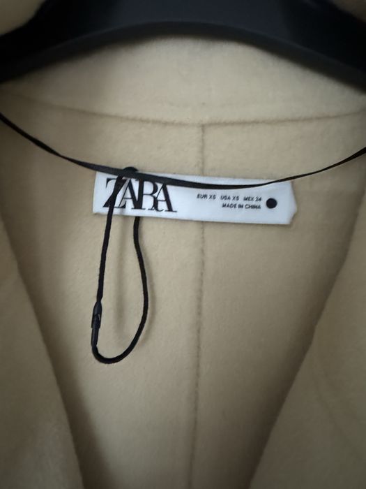 Palton Zara nou lana bej