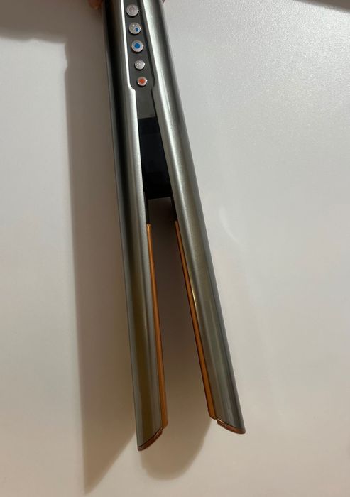 Dyson airstrait ca nou