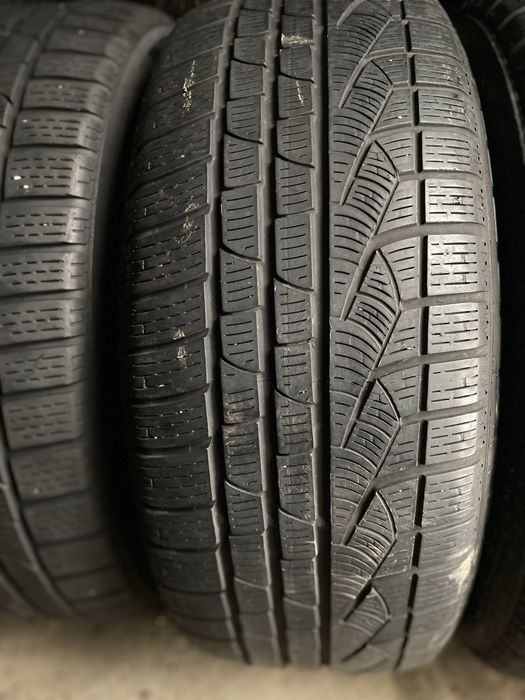 235/55/18 комплект бу пирелли