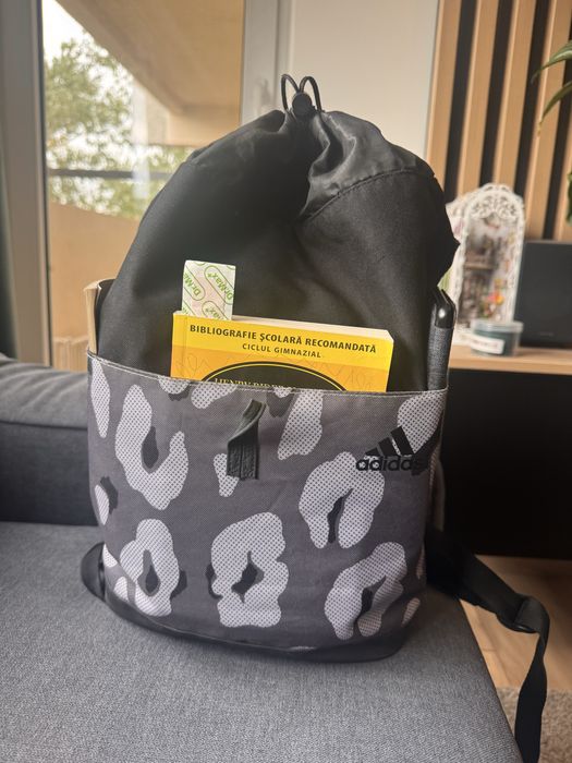 Vand rucsac Adidas model FLAP id