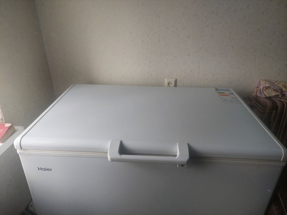 Продам морозильный ларь Haier