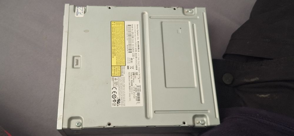 Продаю дисковод, DVD/CD Sony Optiarc Inc.