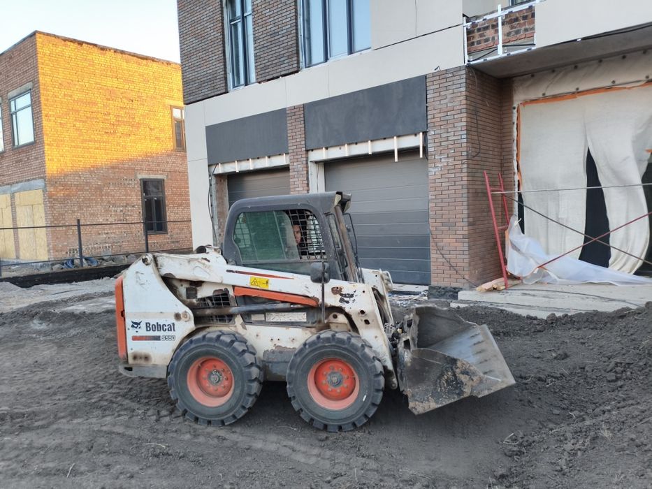 Бобкат Минипогрузчик аренда миник мксм Ант