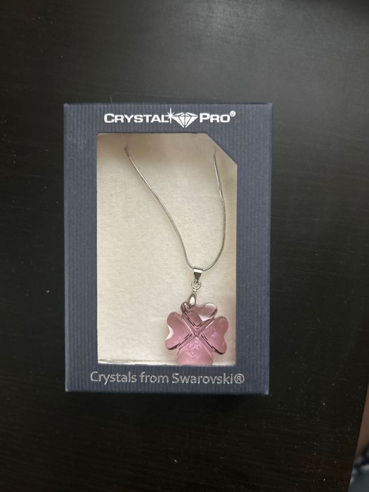 Колие Swarovski ново