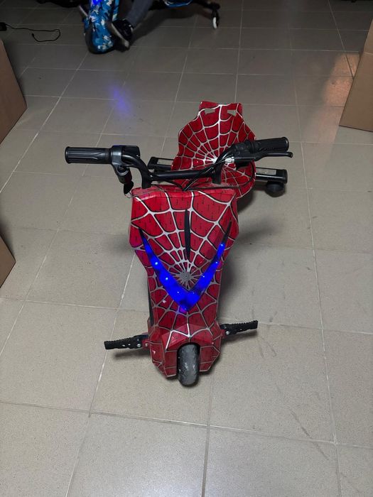 Vând tricicleta electrica miria , stare funcțională