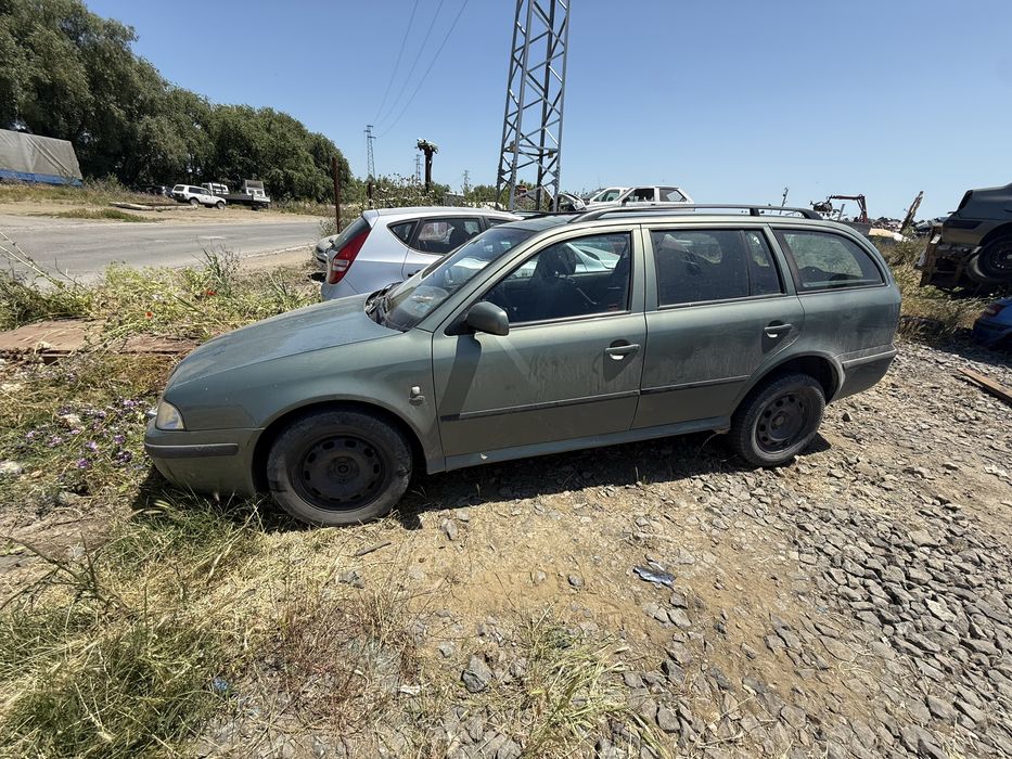 Шкода  октавия комби 2 ка дизел на части