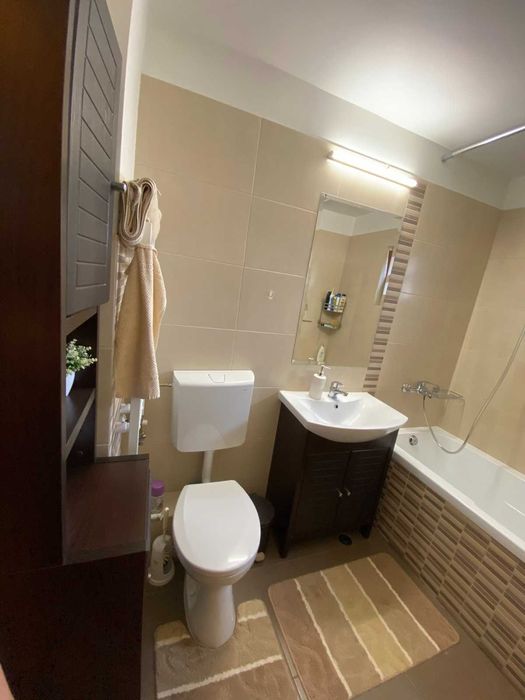 Dau in chirie apartament 4 camere zona FSEGA, Iulius Mall