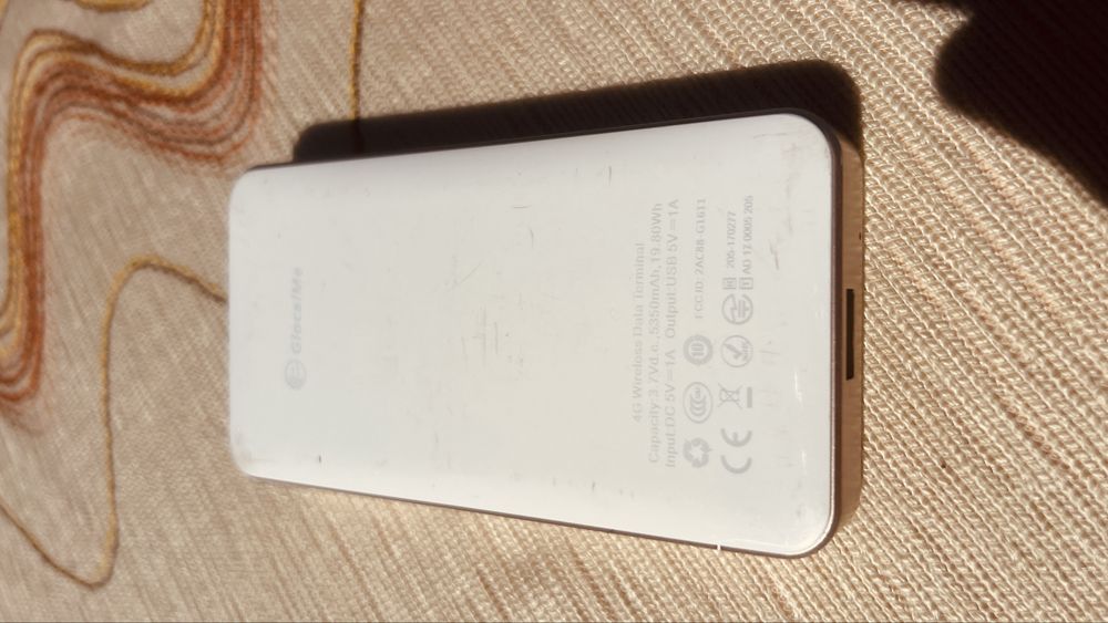 Мобилен 4G/LTE Wi-Fi рутер GlocalMe G3 (G1611) + Power Bank 5350 mAh