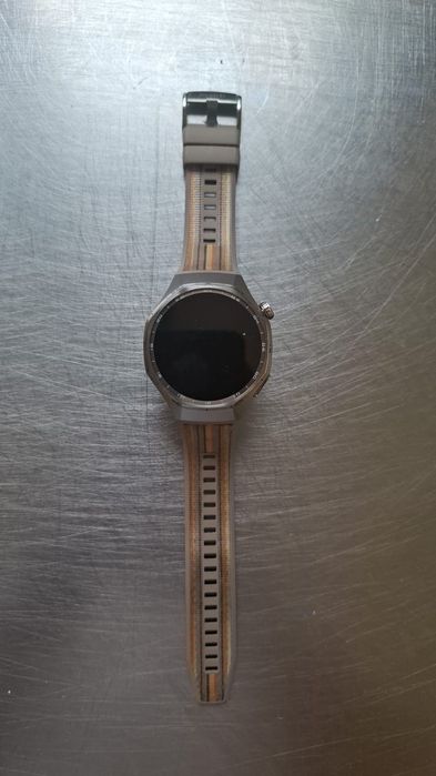 Vând Huawei watch GT 6 pro stare ca nou