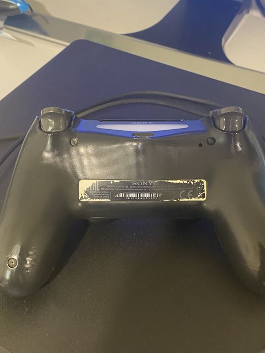 PS4 Slim 500GB cu maneta