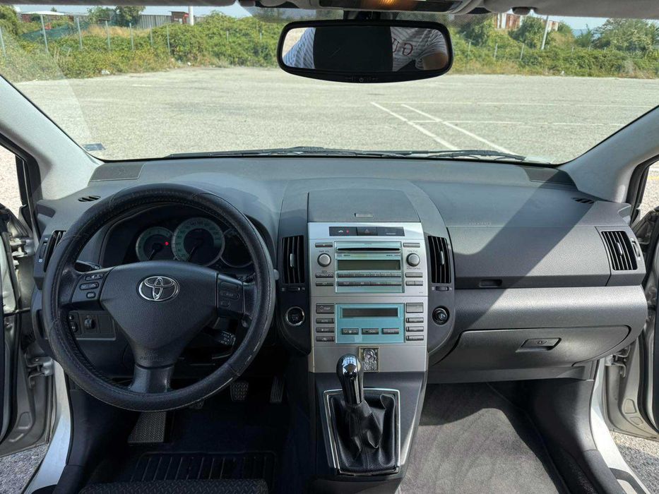 Toyota Corolla Verso