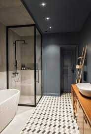 Душевая кабина и зеркало – безопасно, красиво и удобно для вашего дома