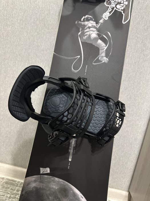 Сноуборд Burton+крепления
