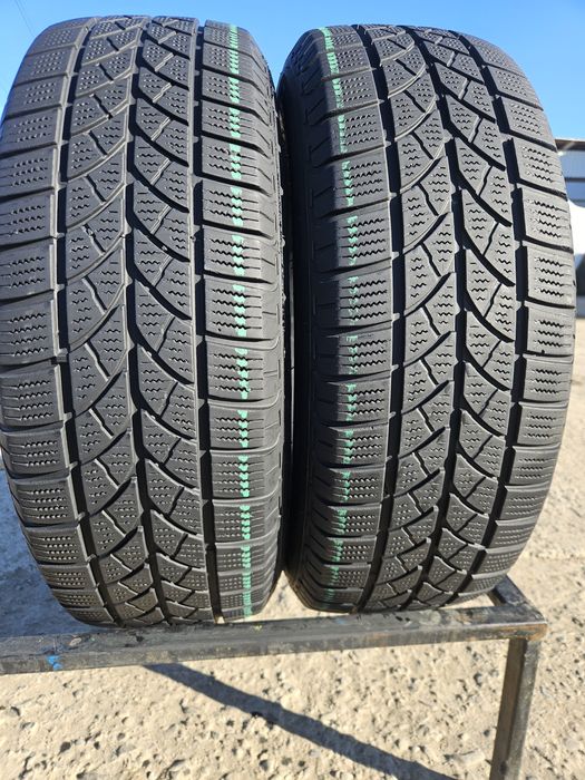 Vând anvelope iarna 215/65/16 C 215/65r16 C BRIDGESTONE