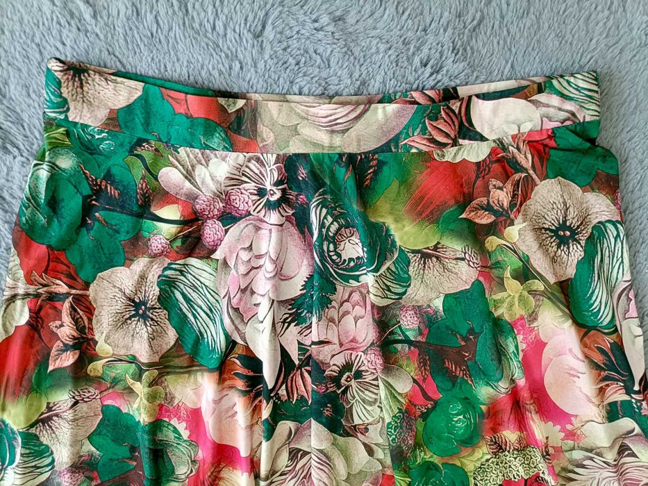 Fustă nouă licra, preț fix