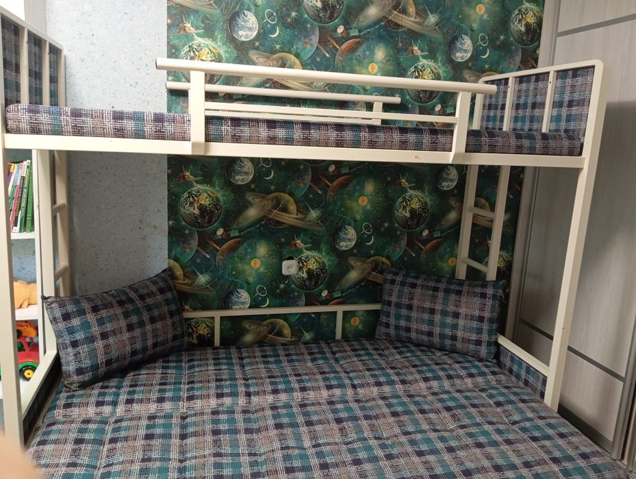 Двухъярусная диван-кровать