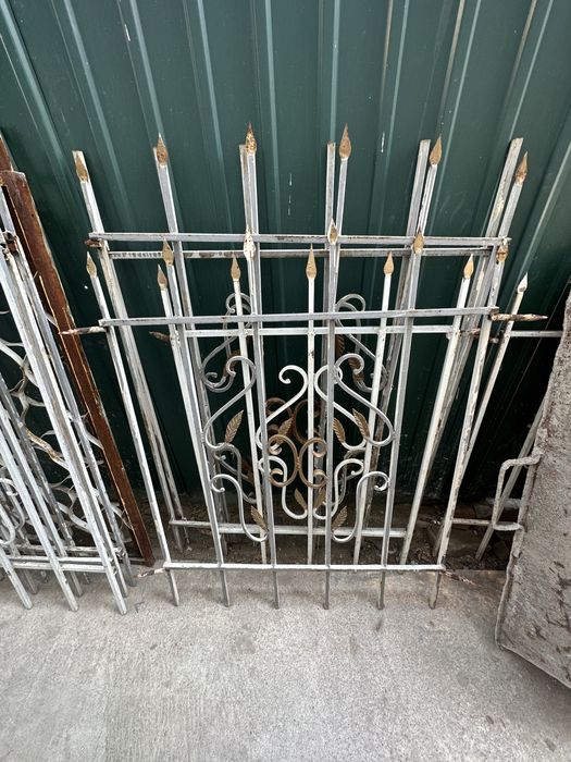 Решетка на окно б/у