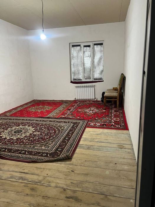 2 xonali uyning 1-etaji ijaraga beriladi