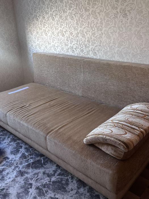 Продам диван с ящиками для хранения(внутри)