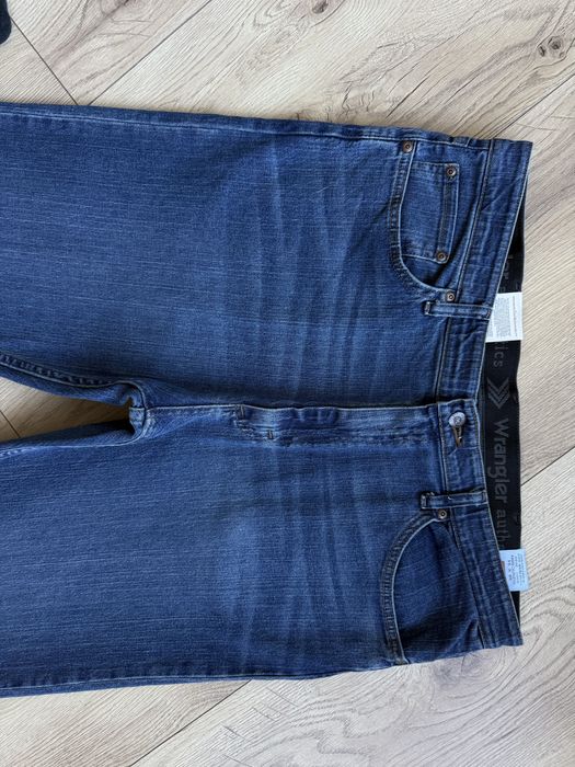 Blugi WRANGLER Albastru Barbati | Marime 36 x 34 (Talie 95 cm)