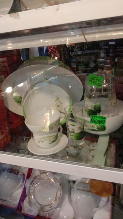 Продам сервиз на 6 персон